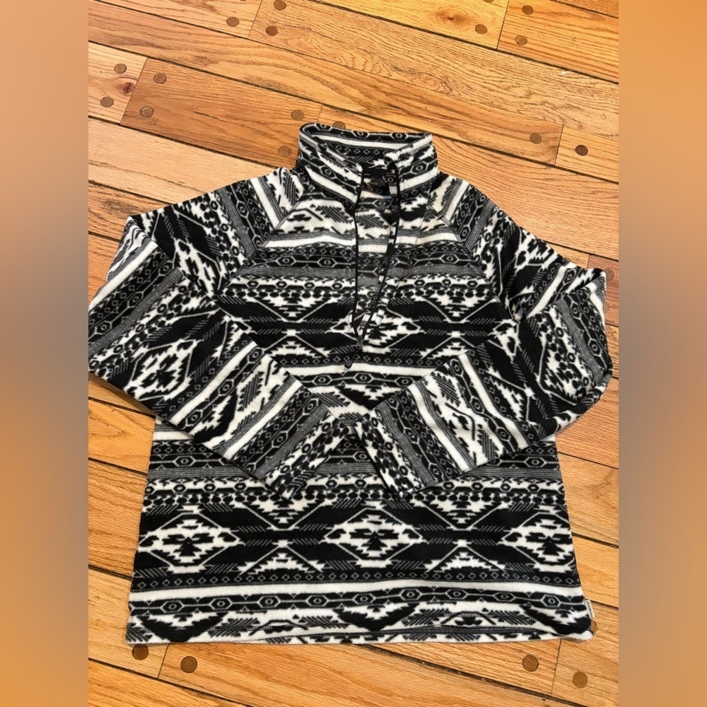 Women’s Eddie Bauer Aztec Western Black and White Fleece Pullover size large